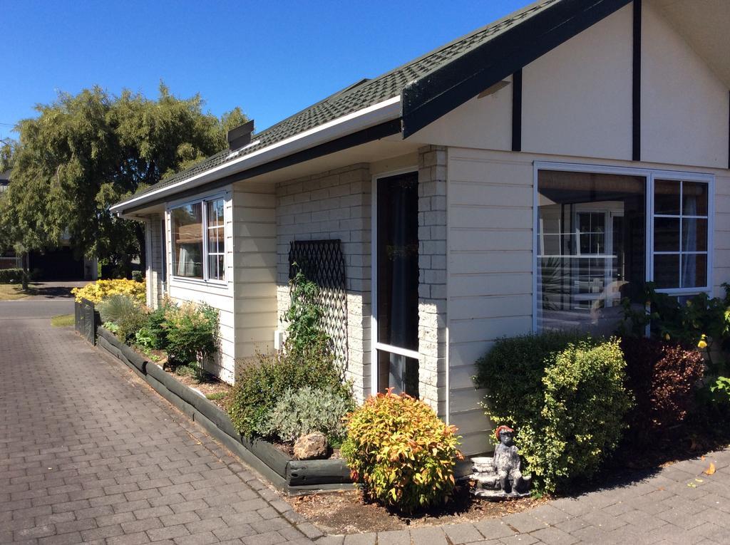 Tui House Villa Taupo Exterior foto